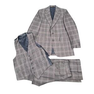 Kingsridge 1970s 3 Piece Suit Men Gray Red Plaid Wool Blazer 38R 34X31